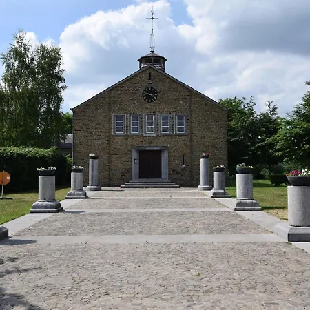 Nyaraló In Rendeux With Fenced Garden *